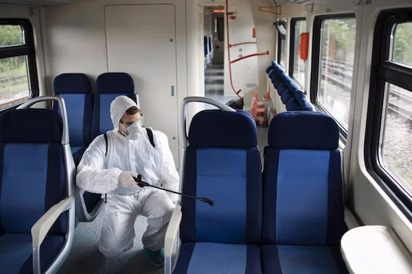 MERCEDES-BENZ Tourismo, Pilar Romero - Llega a donde quieras y consigue como quieras