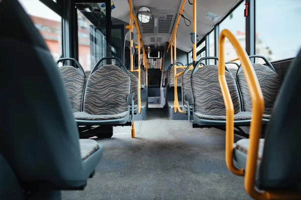 MERCEDES-BENZ Tourismo, Pilar Romero - Llega a donde quieras y consigue como quieras